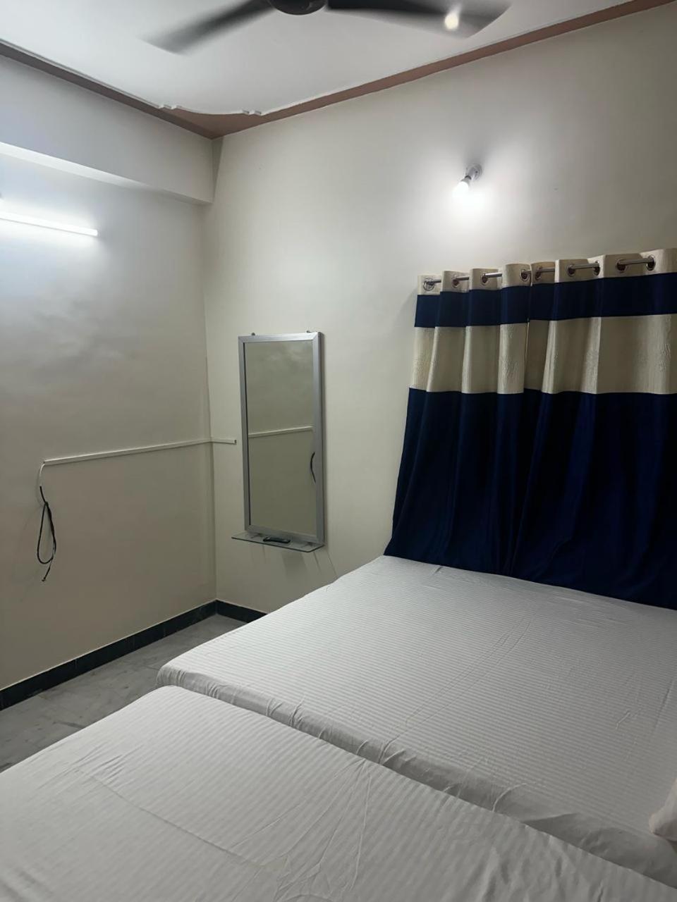 Temple View Home Stay Tiruvannamalai Ngoại thất bức ảnh