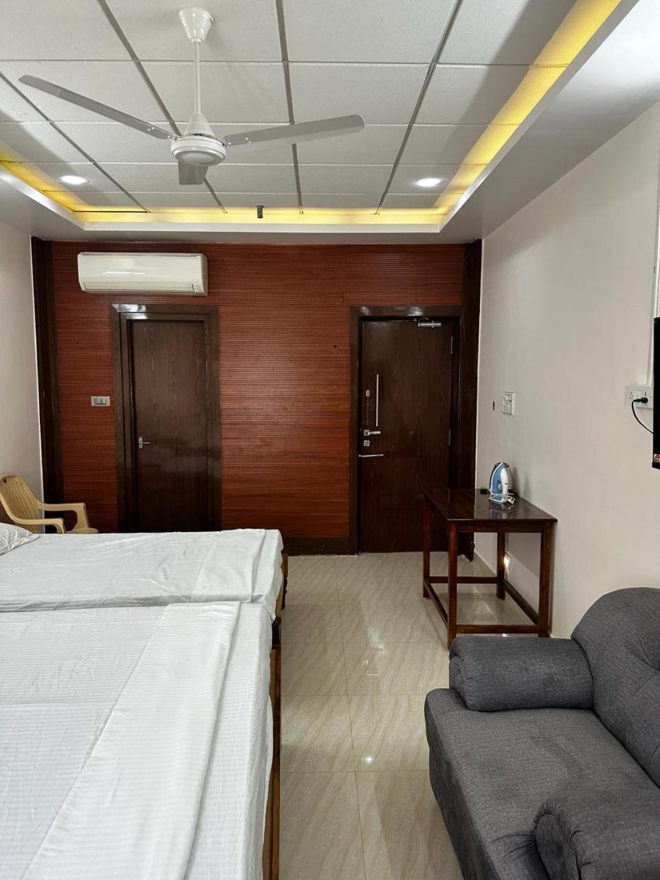 Temple View Home Stay Tiruvannamalai Ngoại thất bức ảnh