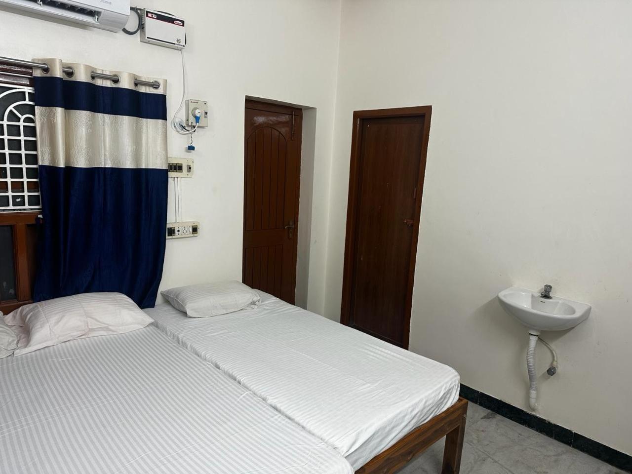 Temple View Home Stay Tiruvannamalai Ngoại thất bức ảnh