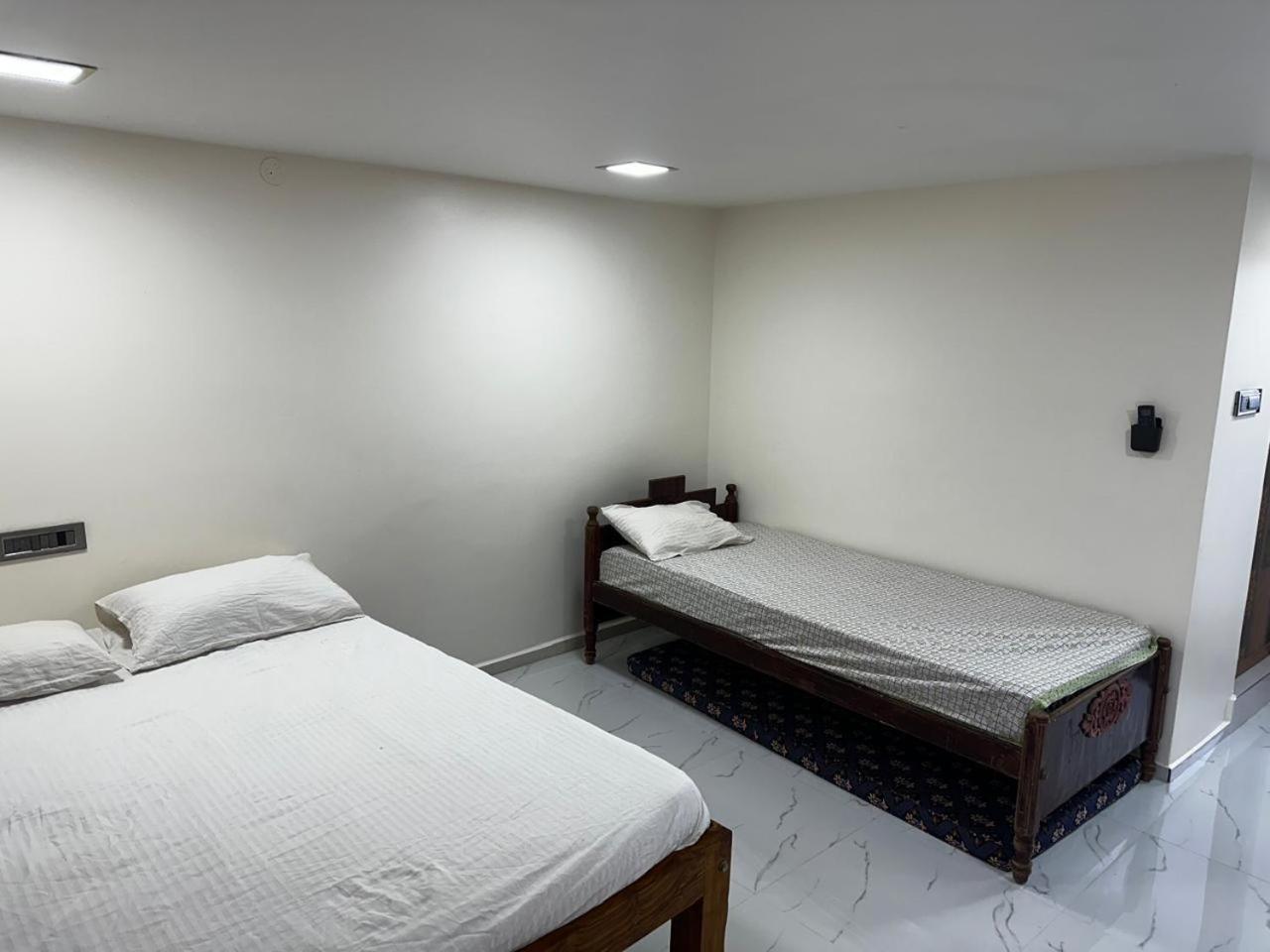 Temple View Home Stay Tiruvannamalai Ngoại thất bức ảnh