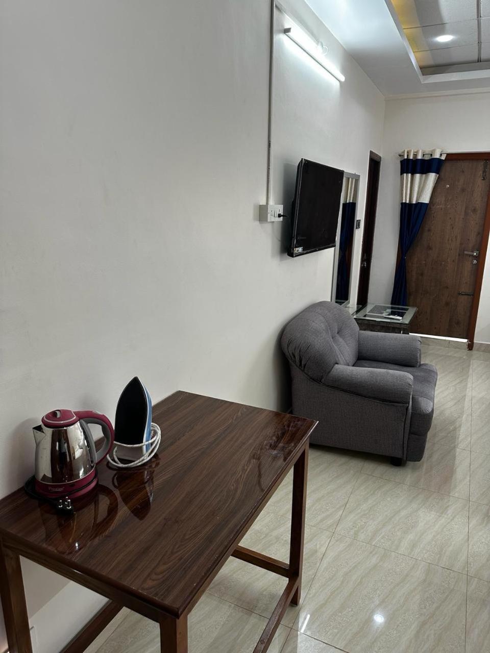 Temple View Home Stay Tiruvannamalai Ngoại thất bức ảnh