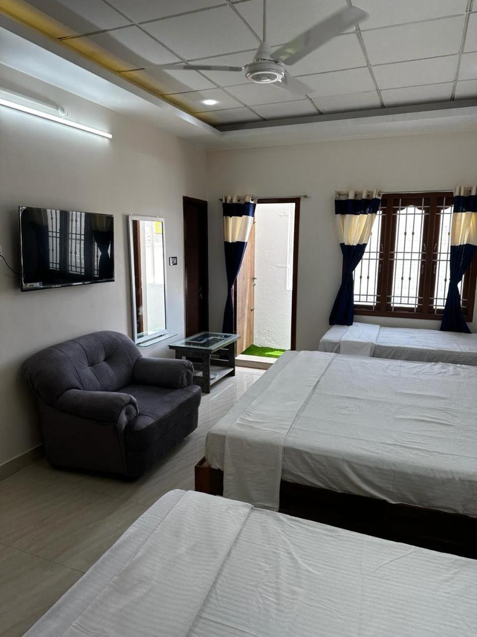 Temple View Home Stay Tiruvannamalai Ngoại thất bức ảnh