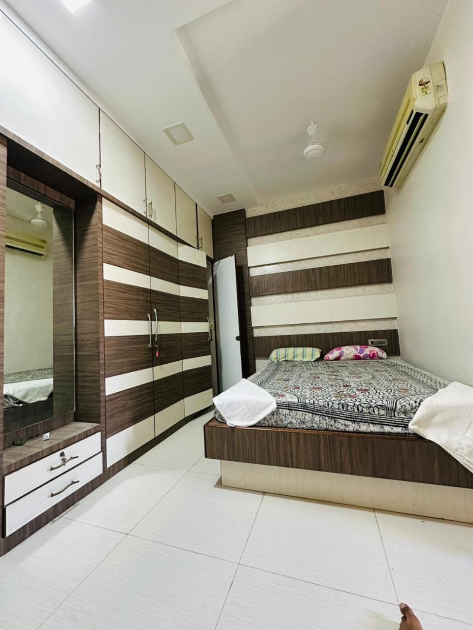 Temple View Home Stay Tiruvannamalai Ngoại thất bức ảnh